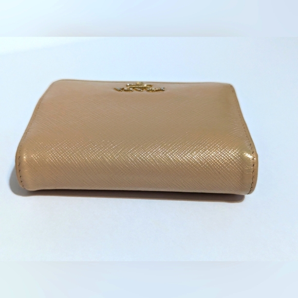 Prada Saffiano Leather Small Bifold Wallet. - Picture 7 of 16